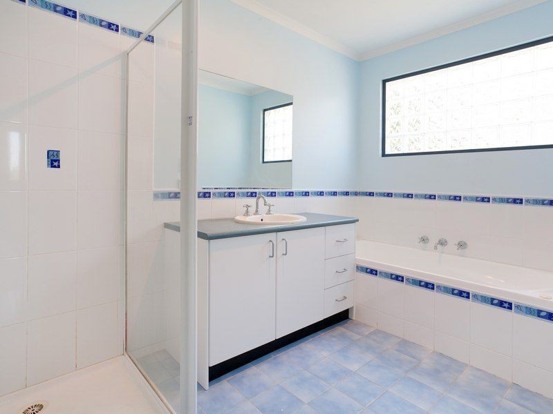 21 Marion Road, Rosebud VIC 3939