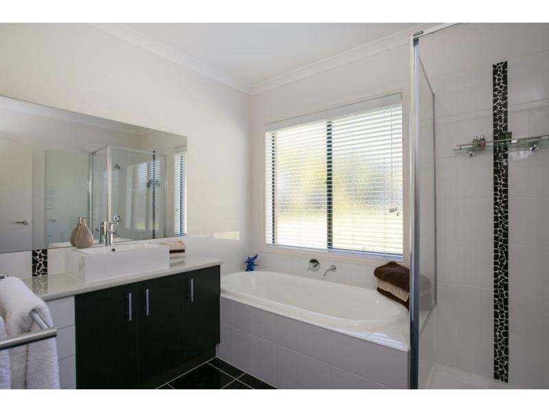 23 Greenhill Road, Rosebud VIC 3939