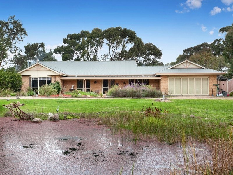 402B Waterfall Gully Road, Rosebud VIC 3939