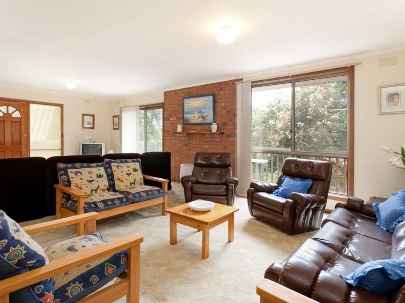 9 Roslyn Avenue, Rye VIC 3941