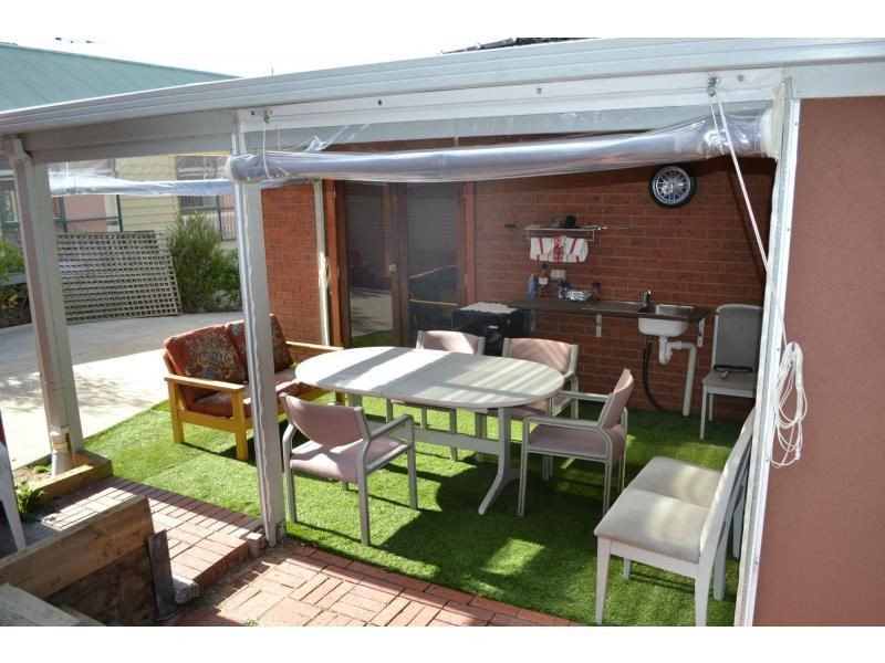 9 Roslyn Avenue, Rye VIC 3941