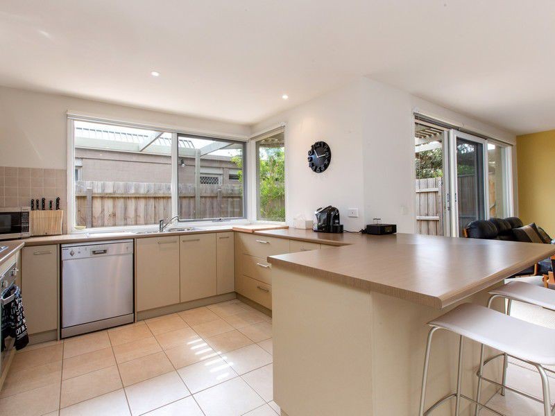 70A Hayes Avenue, Rosebud VIC 3939