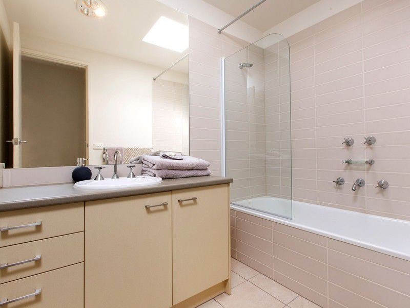 70A Hayes Avenue, Rosebud VIC 3939