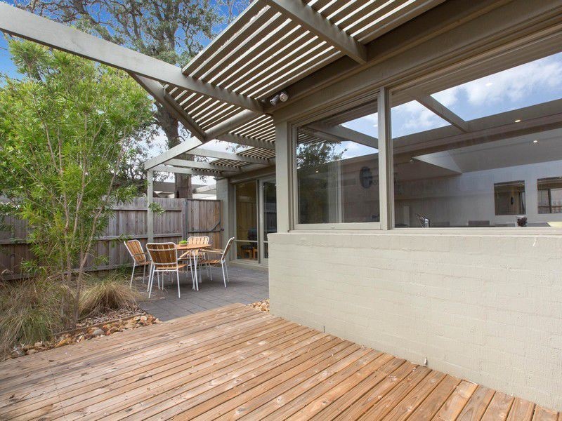 70A Hayes Avenue, Rosebud VIC 3939