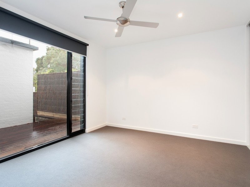 15 Leichardt Street, Mccrae VIC 3938