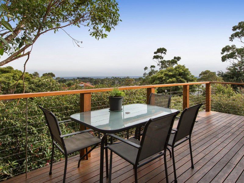 8 Banks Street, Mccrae VIC 3938