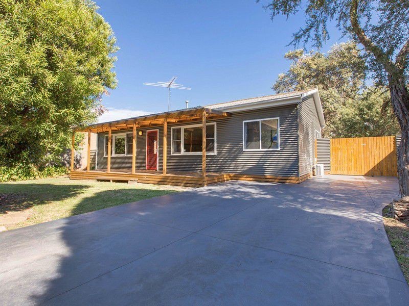 18 Kevin Street, Tootgarook VIC 3941