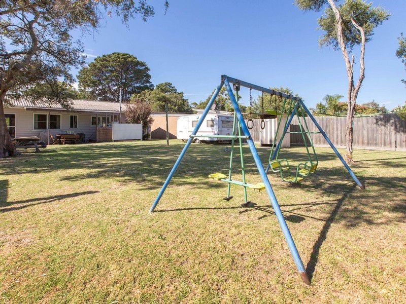 18 Kevin Street, Tootgarook VIC 3941