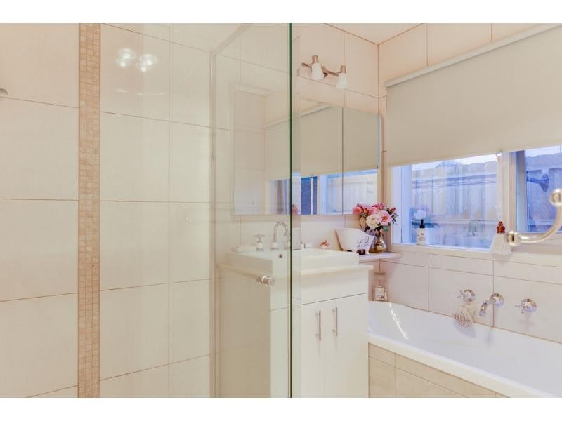 26 Banksia Place, Rosebud VIC 3939