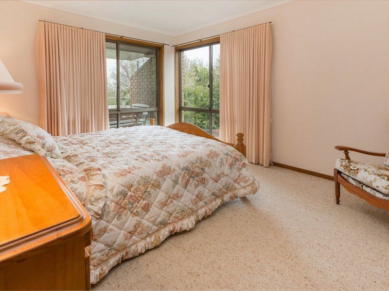 99 Observation Drive, Rye VIC 3941