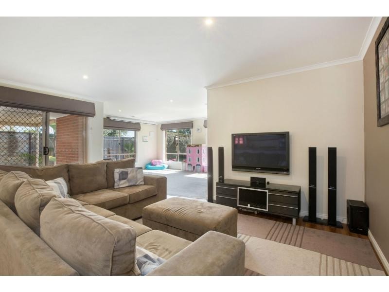 43 Sherwood Avenue, Rosebud VIC 3939