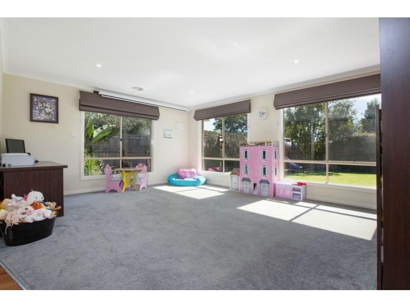 43 Sherwood Avenue, Rosebud VIC 3939