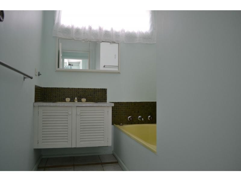 1, 17 Wattle Road, Mccrae VIC 3938