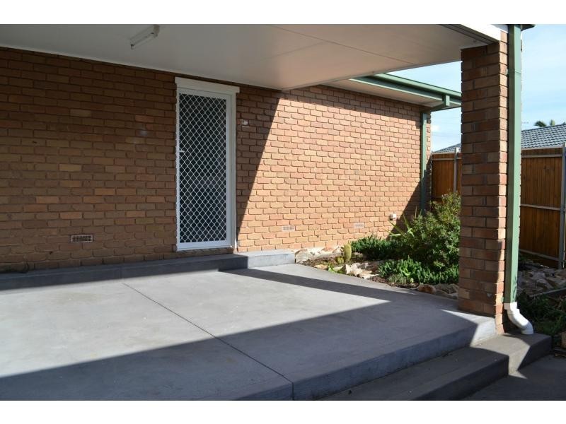 1, 17 Wattle Road, Mccrae VIC 3938