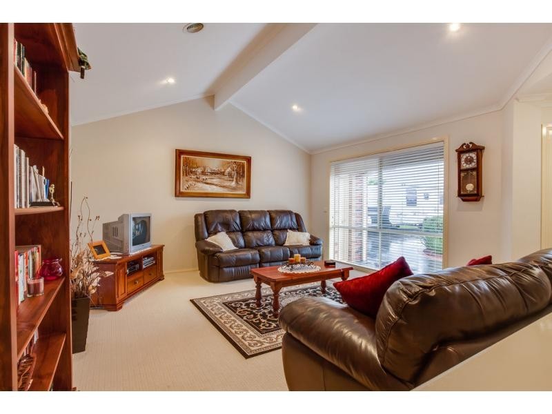 18 Golf Course Lane, Safety Beach VIC 3936
