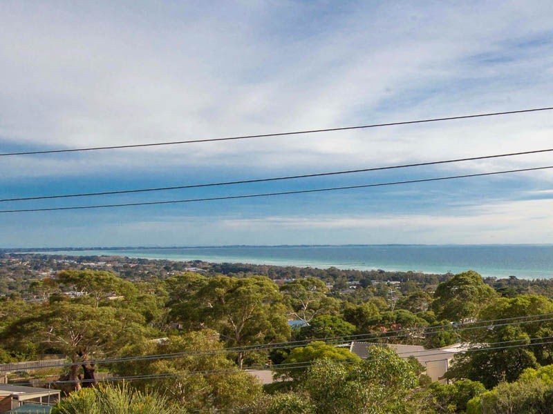 27 Flinders Street, Mccrae VIC 3938