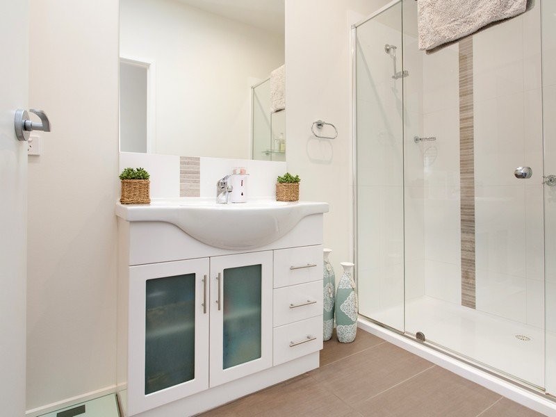 57 Hayes Avenue, Rosebud VIC 3939