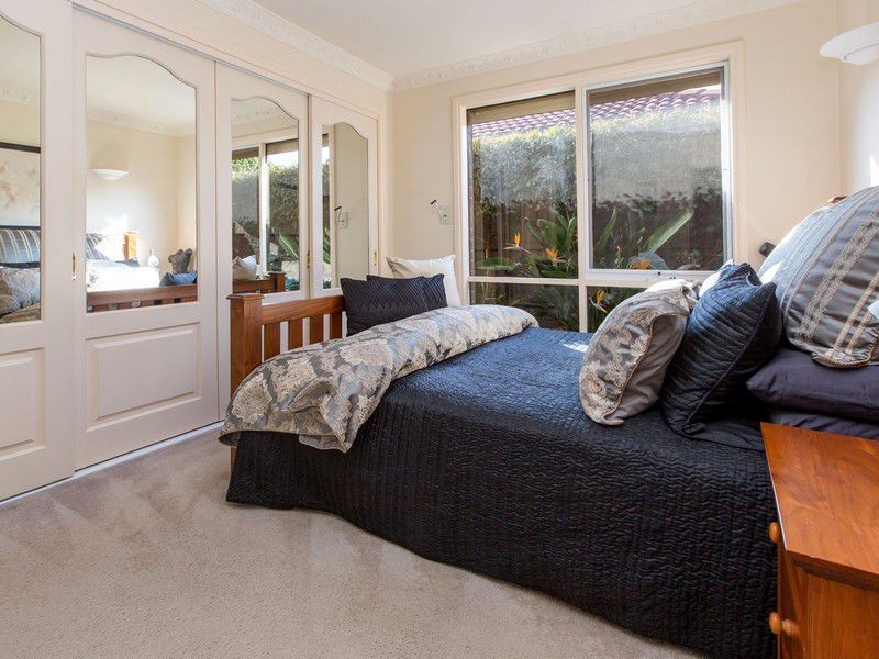 2/65 Wilsons Road, Mornington VIC 3931