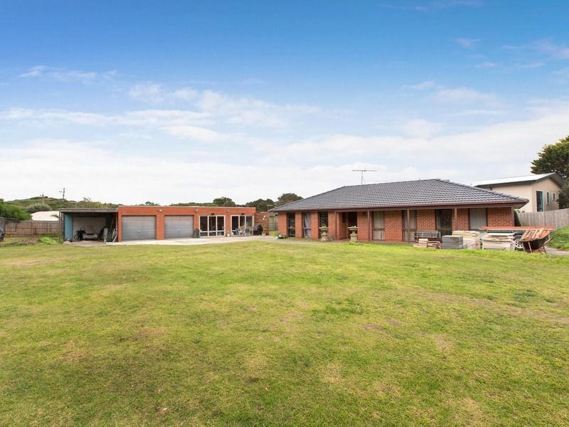 18 Nero Avenue, St Andrews Beach VIC 3941