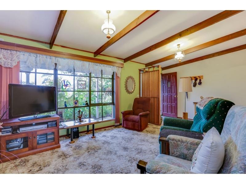 304 Eastbourne Road, Rosebud VIC 3939