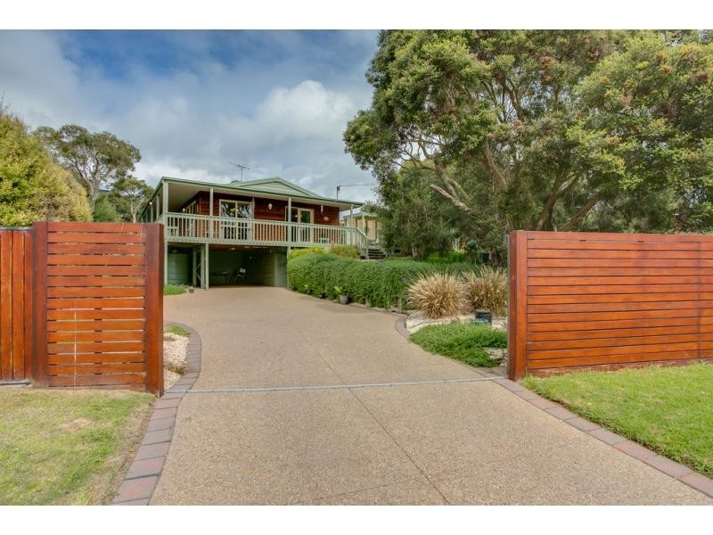 24 Tinapher Drive, Rye VIC 3941