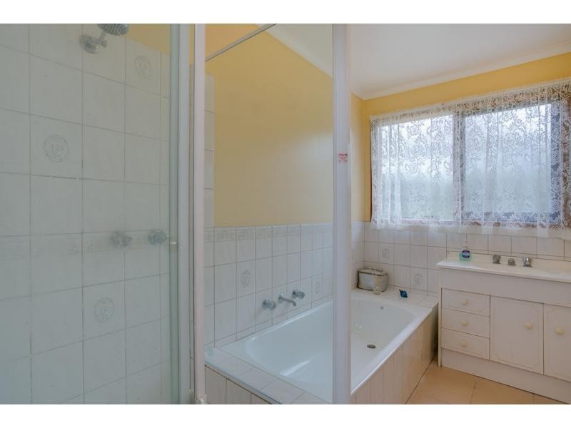 24 Tinapher Drive, Rye VIC 3941