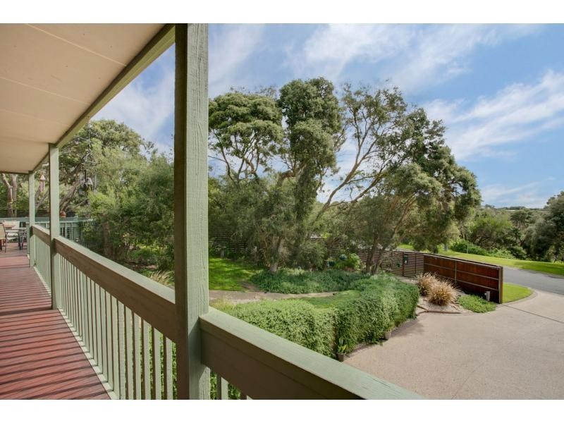 24 Tinapher Drive, Rye VIC 3941
