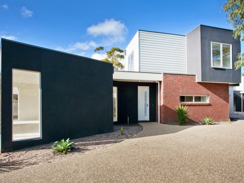 1-4/5 Cameron Street, Rosebud VIC 3939