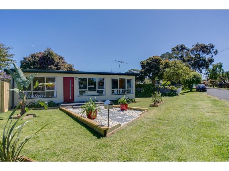 4 John Street, Tootgarook VIC 3941