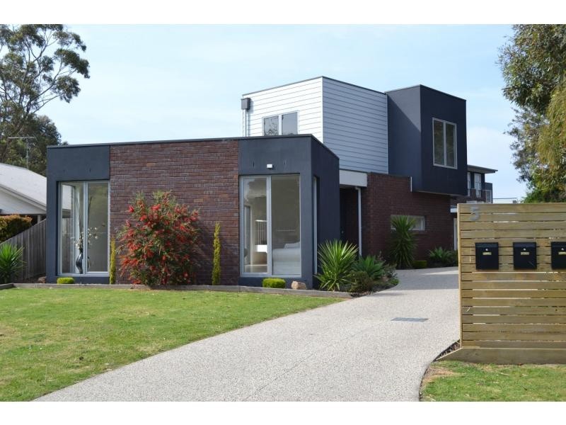 1/5 Cameron Street, Rosebud VIC 3939
