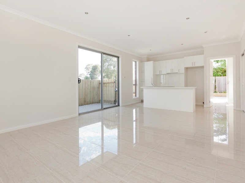 2/5 Cameron Street, Rosebud VIC 3939