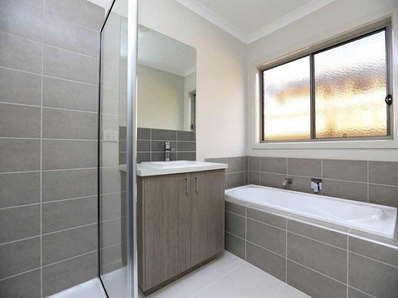 26 Corsair Ridge, Rosebud West VIC 3940