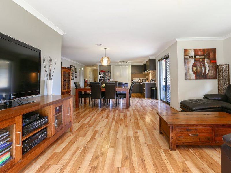 27 Wakool Avenue, Rosebud VIC 3939