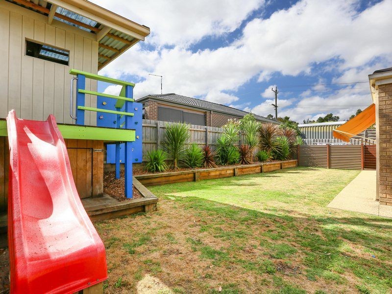 27 Wakool Avenue, Rosebud VIC 3939