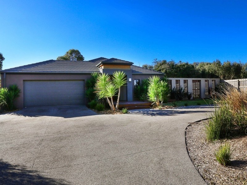 13 Peppermint Court, Rosebud VIC 3939