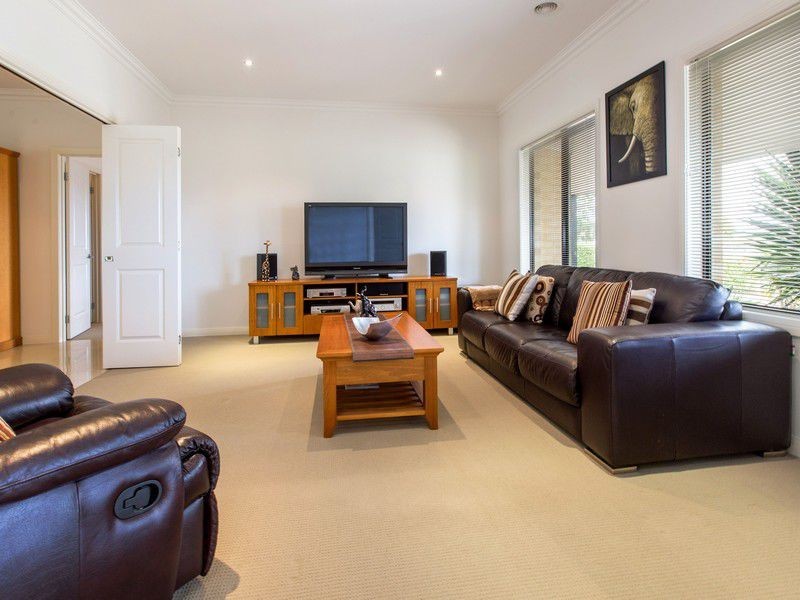 3 Manna Gum Court, Rosebud VIC 3939