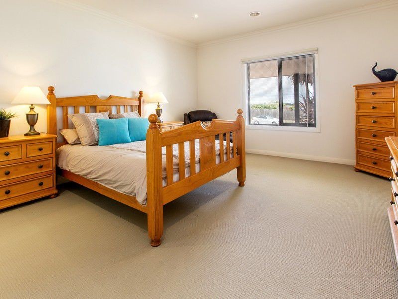 3 Manna Gum Court, Rosebud VIC 3939