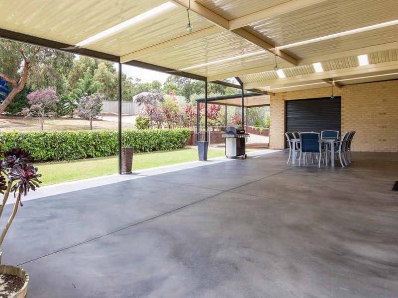 3 Manna Gum Court, Rosebud VIC 3939