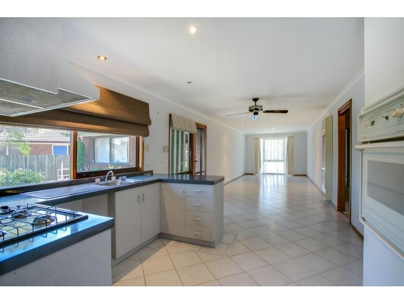 22 Golf Course Circle, Safety Beach VIC 3936