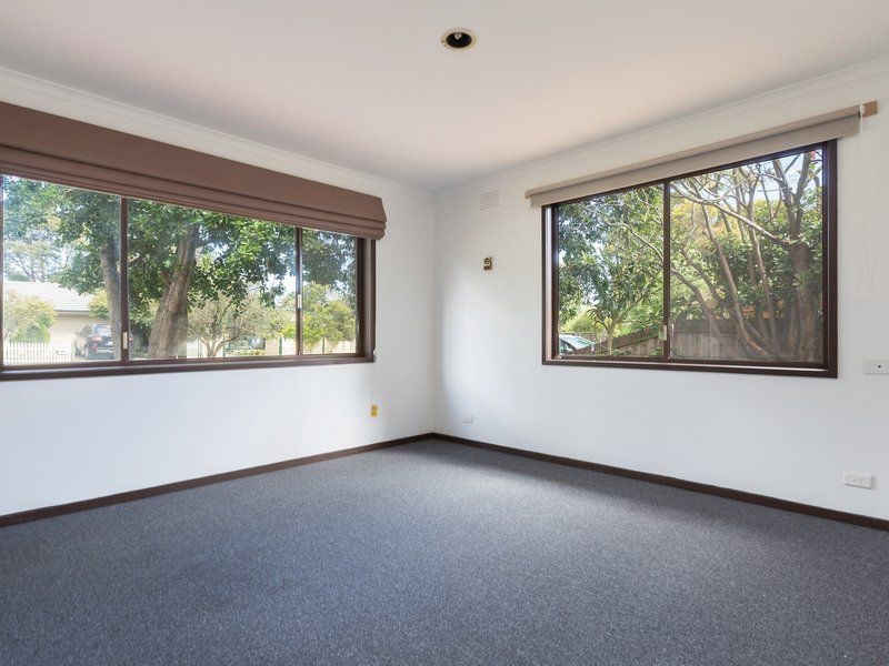123 Foam Street, Rosebud VIC 3939