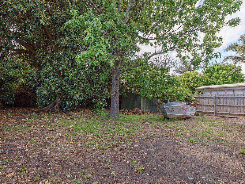 123 Foam Street, Rosebud VIC 3939