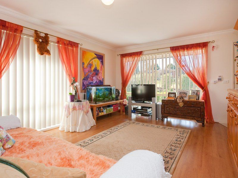 180 Seventh Avenue, Rosebud VIC 3939