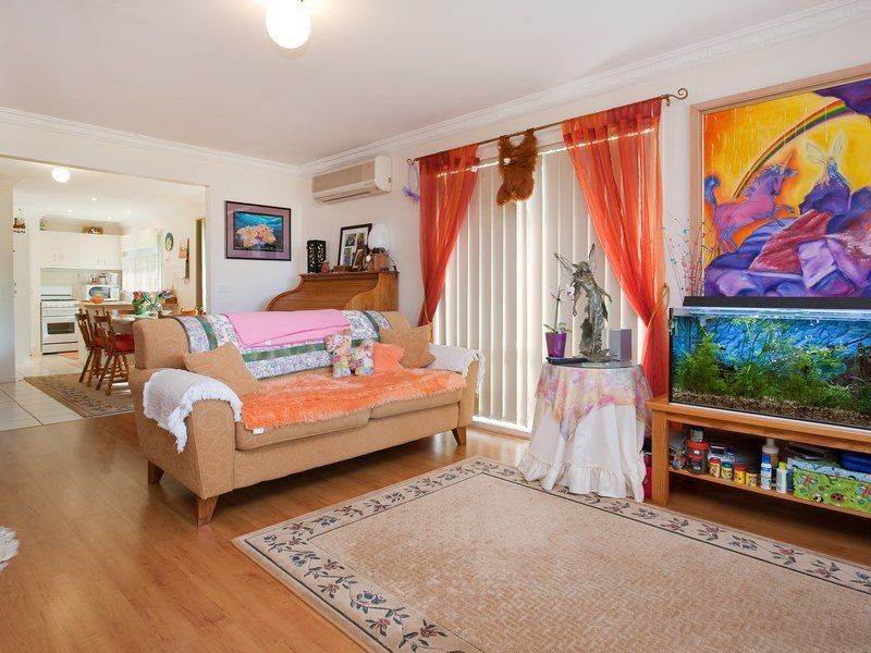 180 Seventh Avenue, Rosebud VIC 3939