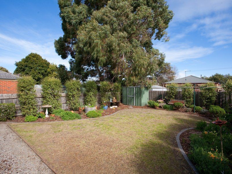 180 Seventh Avenue, Rosebud VIC 3939