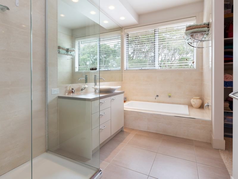 18 Iolanda Street, Rye VIC 3941