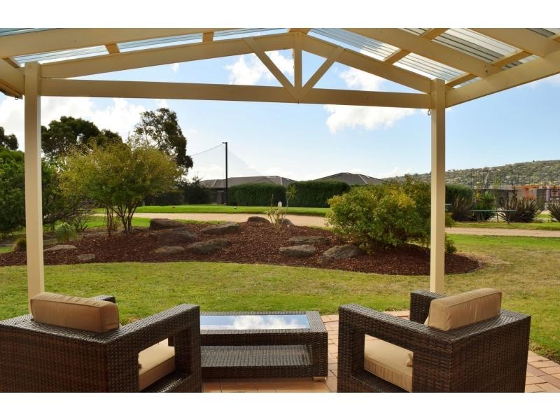 99 Palm Tree Drive, Safety Beach VIC 3936