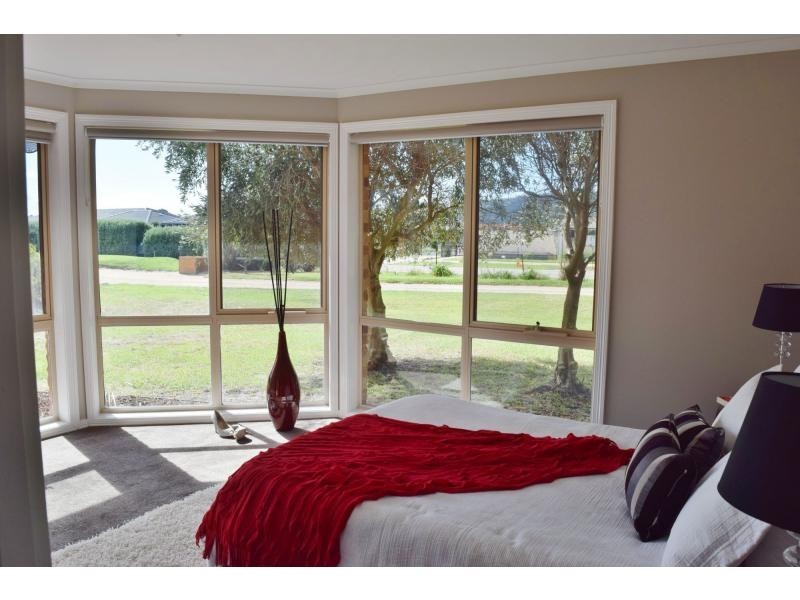 99 Palm Tree Drive, Safety Beach VIC 3936