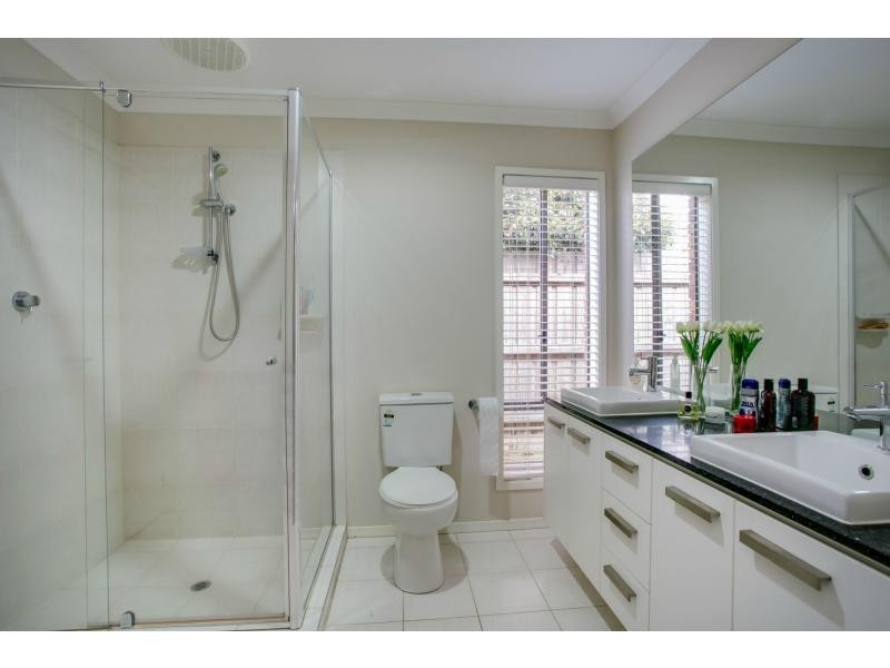 4 Mount Arthur Avenue, Rosebud VIC 3939