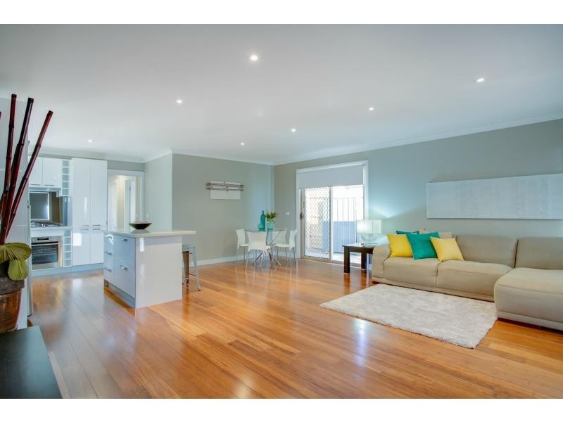 9 Second Avenue, Rosebud VIC 3939