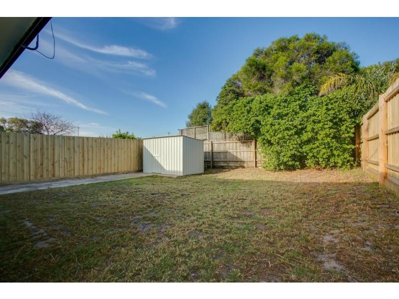 9 Second Avenue, Rosebud VIC 3939